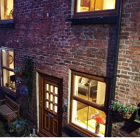 Endeavour Cottage Whitby Sleeps 6 エクステリア 写真