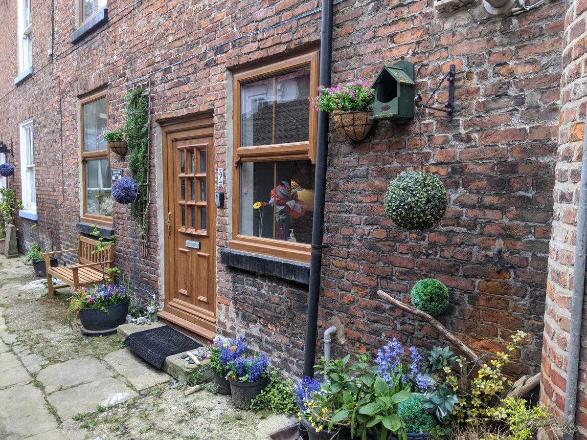 Endeavour Cottage Whitby Sleeps 6 エクステリア 写真